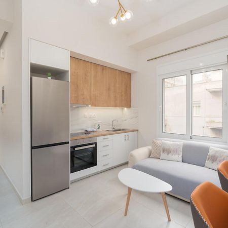 New Center Apartment Near Metro アテネ エクステリア 写真