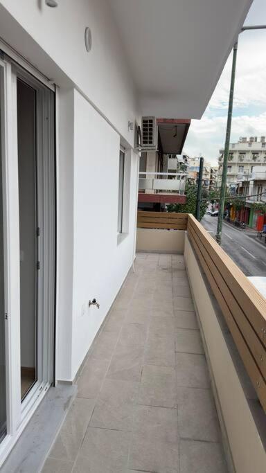 New Center Apartment Near Metro アテネ エクステリア 写真