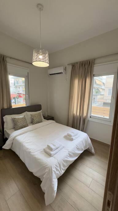 New Center Apartment Near Metro アテネ エクステリア 写真