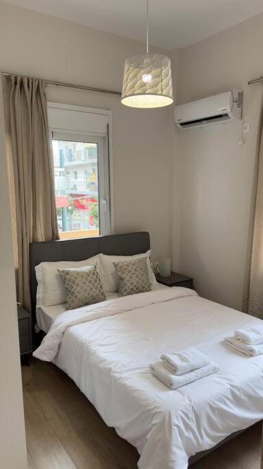 New Center Apartment Near Metro アテネ エクステリア 写真