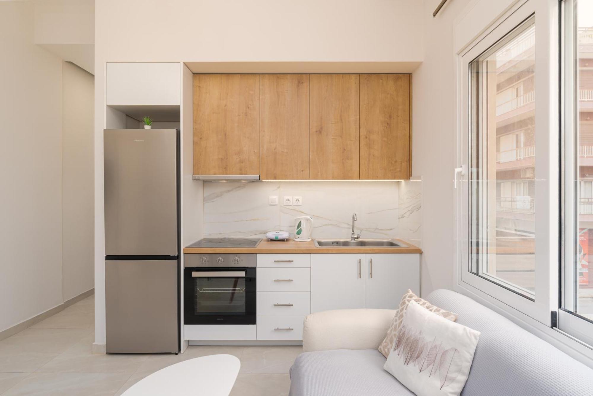 New Center Apartment Near Metro アテネ エクステリア 写真