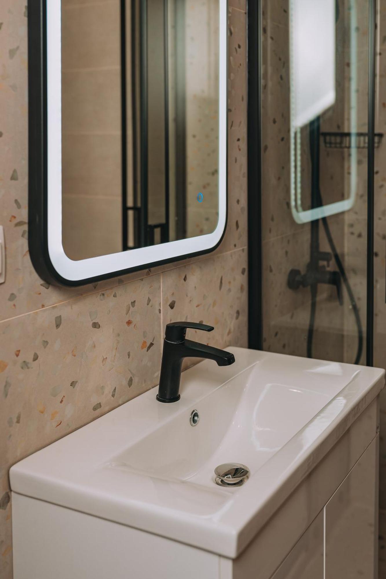 New Center Apartment Near Metro アテネ エクステリア 写真